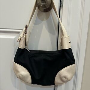 Brandy Melville Black and Cream Women's Shoulder Bag
